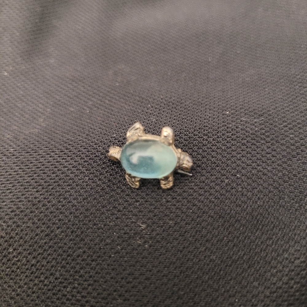 Antique Jelly Belly Aqua Blue Glass Turtle Brooch C-clasp 1880-1900s Mini Pin